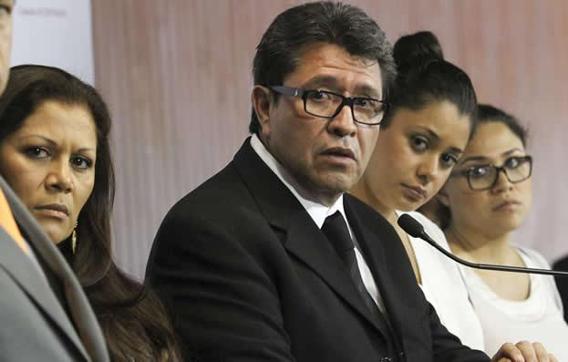 Plantea Ricardo Monreal ampliar causales del delito de corrupción de menores