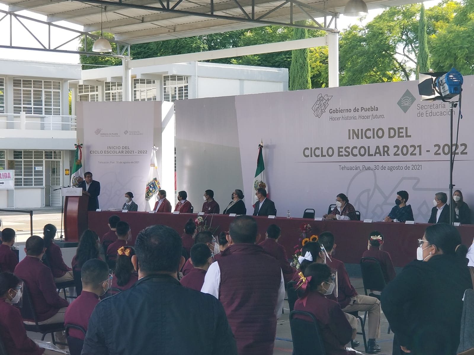 Inaugura Barbosa Ciclo Escolar 2021-2022 en Tehuacán