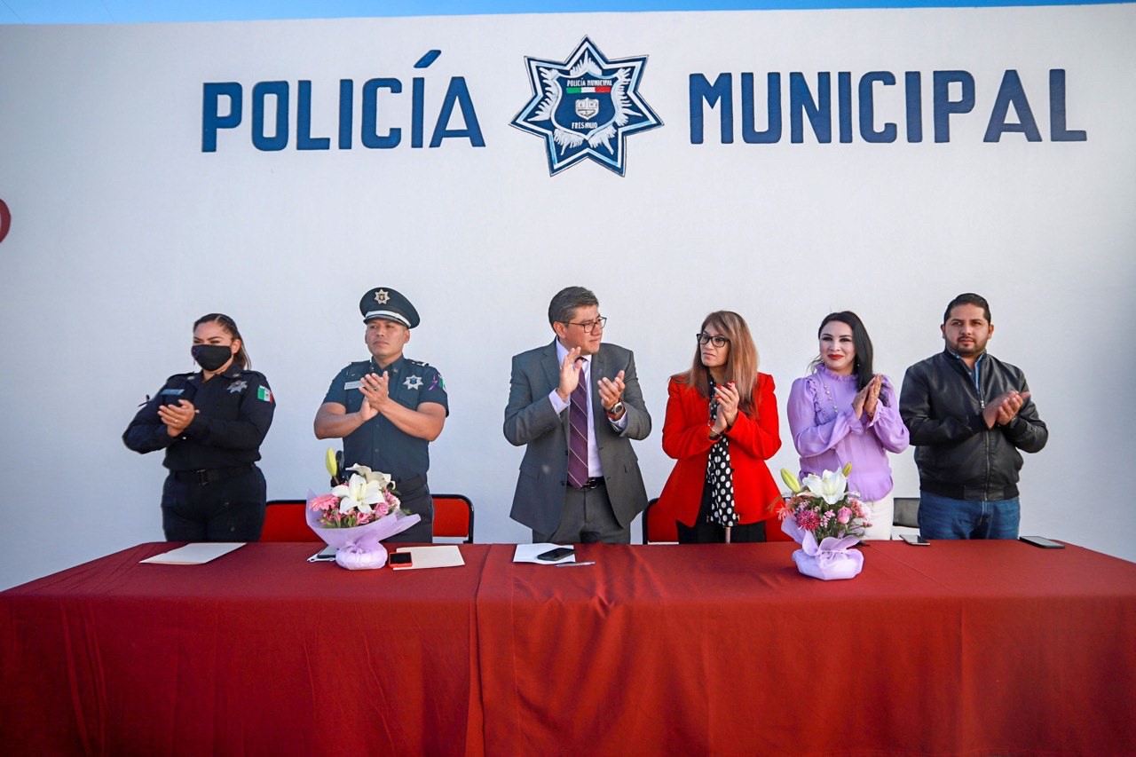 RECONOCE FRESNILLOA SUS MUJERES POLICÍAS