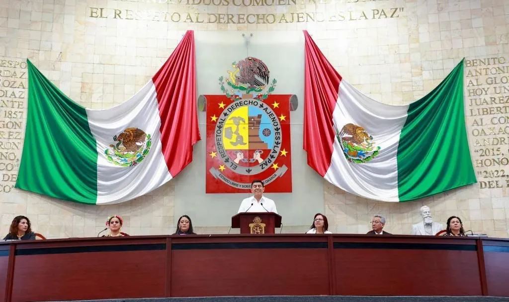 Salomón Jara Cruz toma protesta de ley como Gobernador de Oaxaca