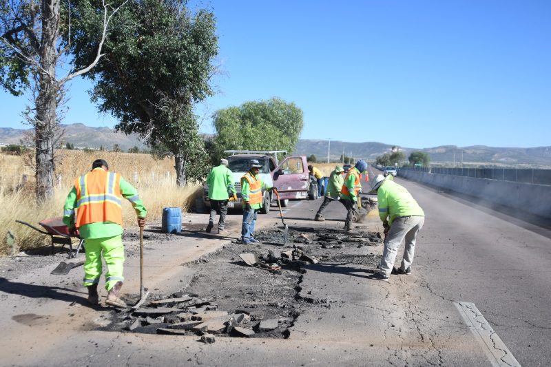 RODRIGO UREÑO ANUNCIA BACHEO CON ASFALTO EN IMPORTANTES VIALIDADES