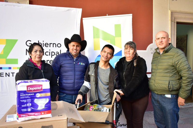 RODRIGO UREÑO BRINDA APOYOS A POBLACIÓN DE ATENCIÓN PRIORITARIA.