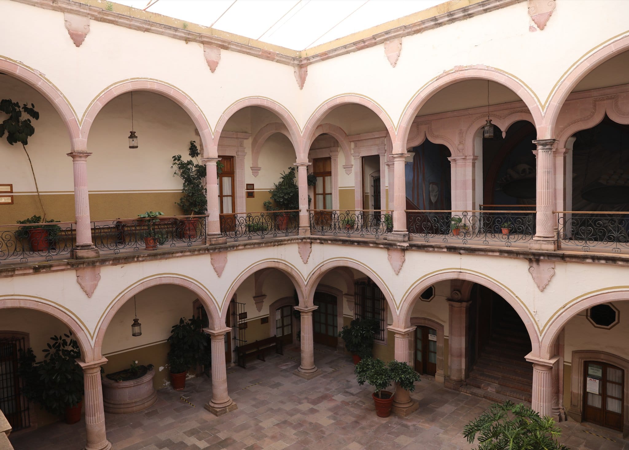 LA CASA DE LA MALA NOCHE