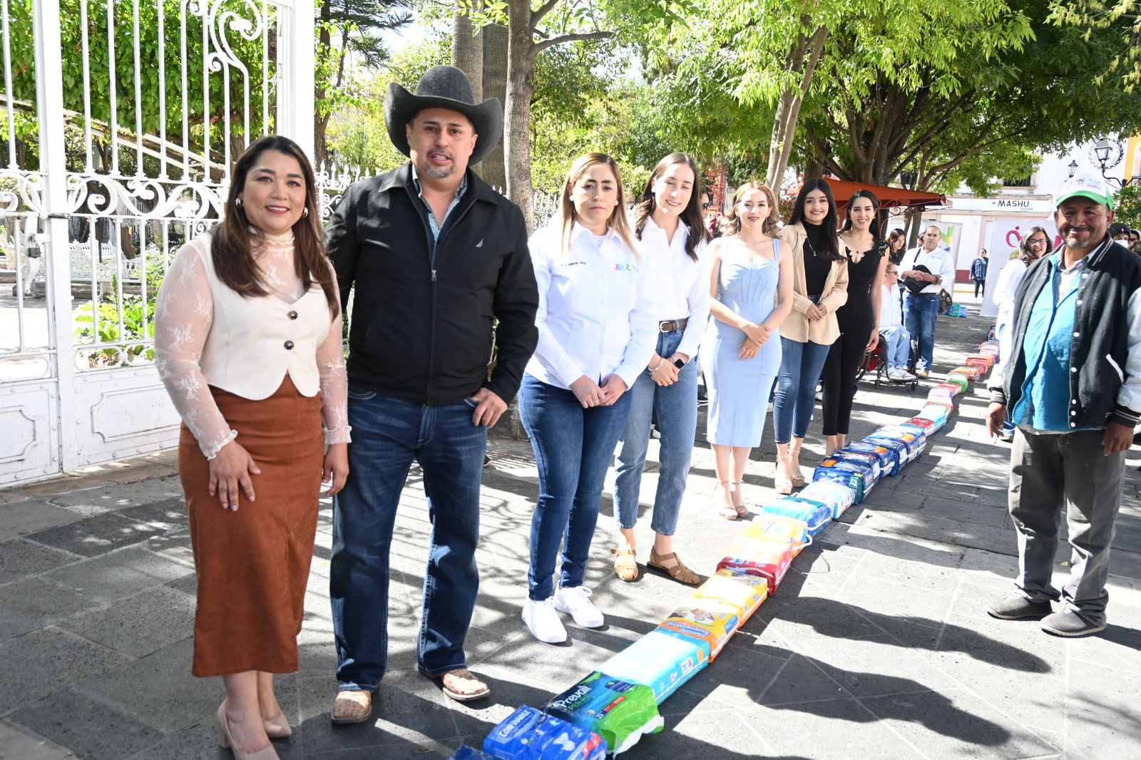 DIF JEREZ REALIZA PAÑALÓN EN BENEFICIO DE PERSONAS EN SITUACIÓN PRIORITARIA