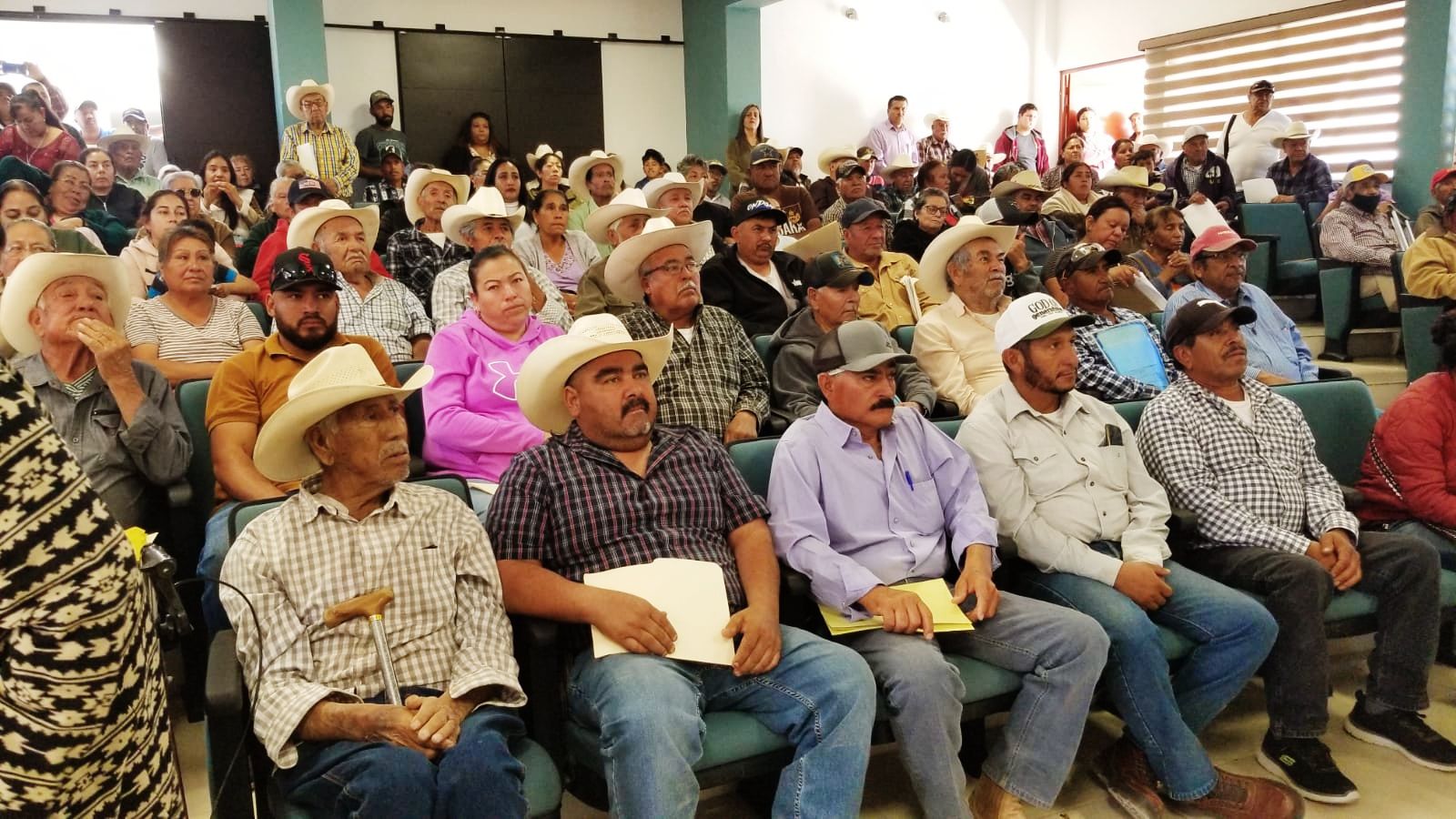ENTREGAN TÍTULOS DE PROPIEDAD  A EJIDATARIOS DE RÍO GRANDE