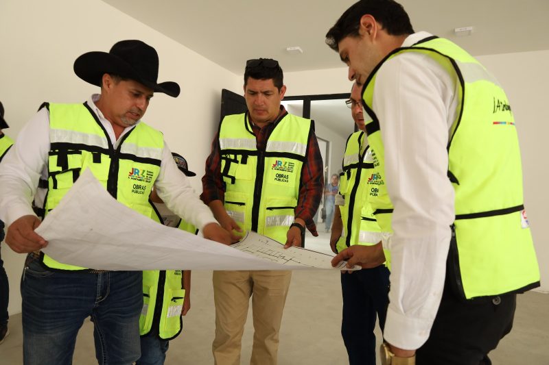 RODRIGO UREÑO SUPERVISA OBRAS DE PAVIMENTACIÓN Y AVANCES EN CIUDAD ADMINISTRATIVA