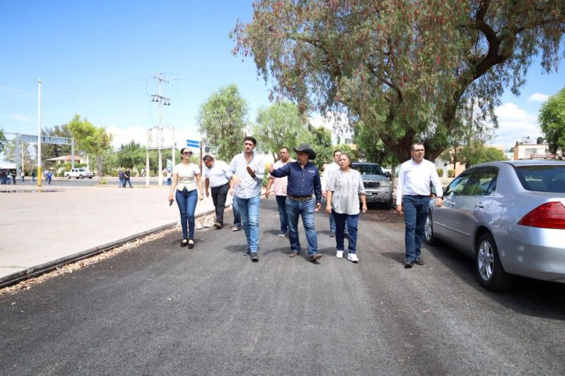 NAUGURAN PAVIMENTACIÓN EN CIRCUITO DEL GIMNASIO AUDITORIO DE JEREZ