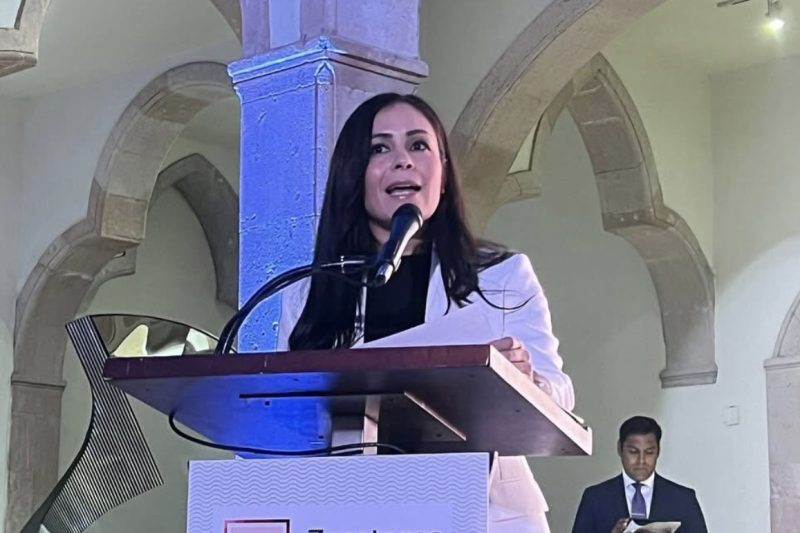 LA CDHEZ CONDENA VIOLENCIA DIGITAL CONTRA MUJERES
