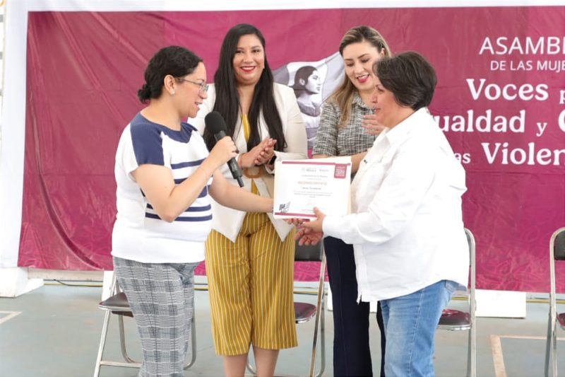 EN JEREZ, MUJERES CONSTRUYEN PROPUESTAS PARA UNA VIDA LIBRE DE VIOLENCIA