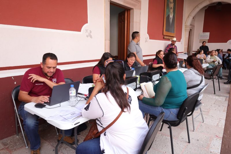 REGISTRO CIVIL DE JEREZ ACERCA TRÁMITES GRATUITOS A LA POBLACIÓN