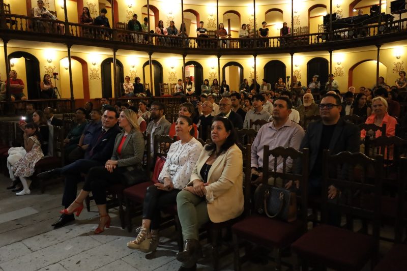 SE ENTREGA EN JEREZ LA XX MEDALLA AL MÉRITO MUSICAL CANDELARIO HUÍZAR AL PIANISTA ALEJANDRO BARRAÑÓN