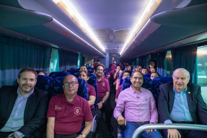 Entregan autobús oficial a la Banda Sinfónica de Guadalupe