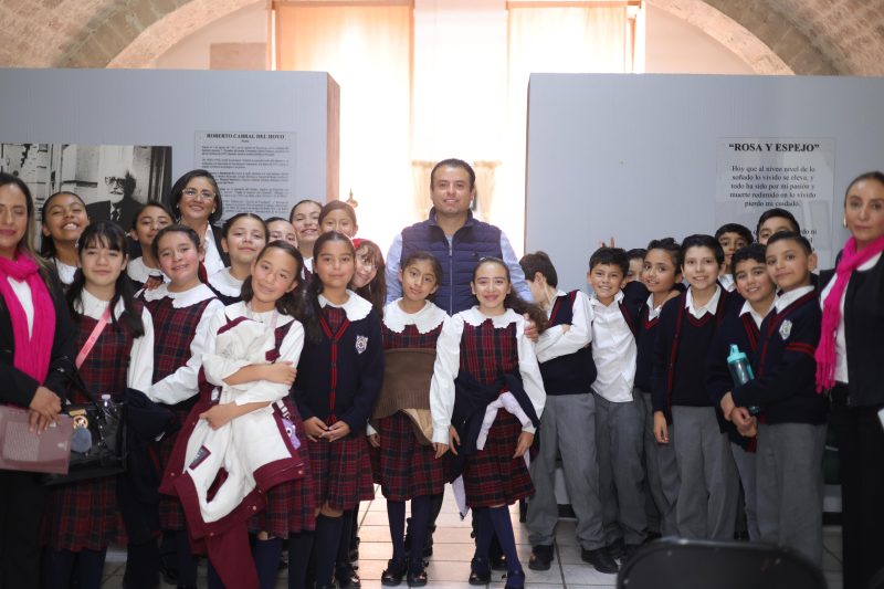 “Su palabra sigue viva”: Ayuntamiento de Zacatecas recuerda a Roberto Cabral del Hoyo