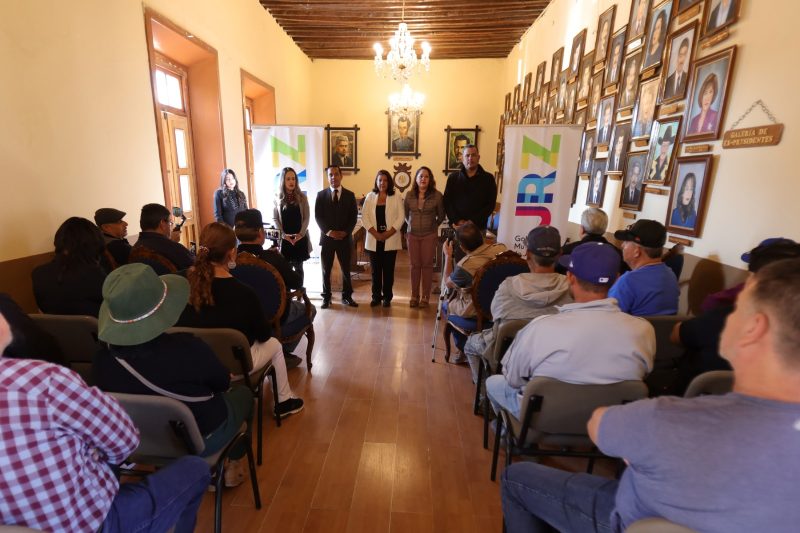 GOBIERNO DE JEREZ ENTREGA ACTAS DE DOBLE NACIONALIDAD