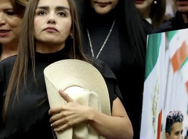 LA CORTE DEL ACORDEÓN FALLA CONTRA SALINAS PLIEGO