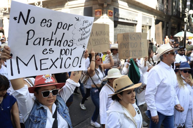 NO HAY FORMA DE OCULTAR LA INDIGNACIÓN Y EL RECLAMO POPULAR