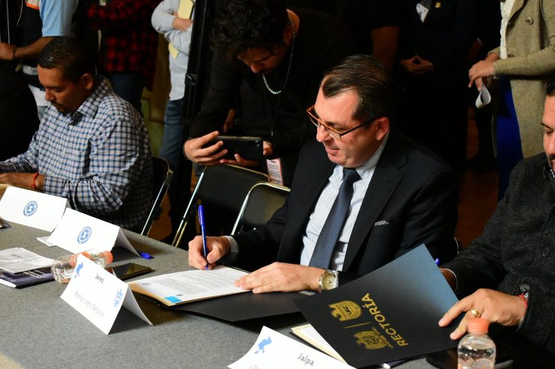 JEREZ FIRMA CONVENIO DE COLABORACIÓN CON LA UNIVERSIDAD AUTÓNOMA DE ZACATECAS