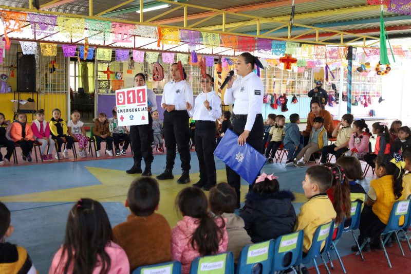PADRES Y ALUMNOS PARTICIPAN EN JORNADAS DE PREVENCIÓN DEL DELITO EN JEREZ