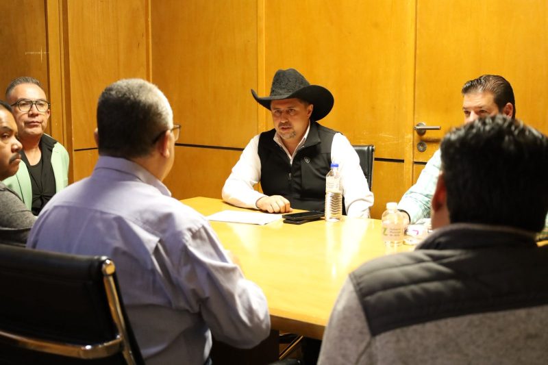 RODRIGO UREÑO SUPERVISA AVANCE DE OBRAS DE DRENAJE EN LA CABECERA MUNICIPAL