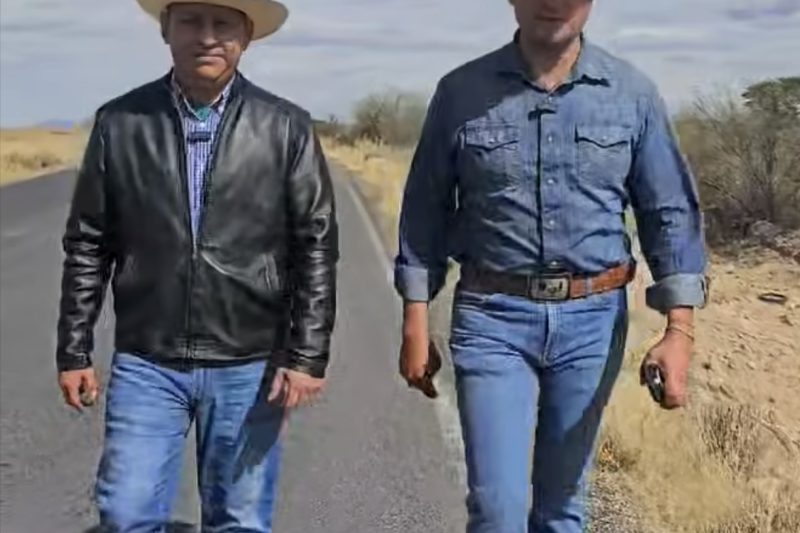 CON PROGRAMA 1X1 ALCALDES PRIISTAS ARREGLAN CARRETERAS