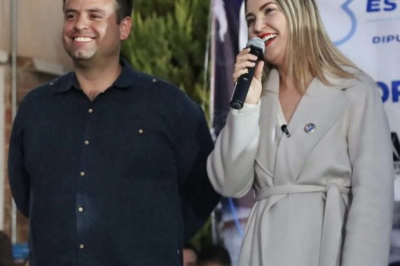 ROSCA DE REYES PARA MIL 500 PERSONAS CON MIGUEL VARELA