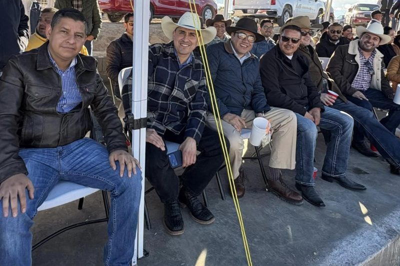 EN POLÍTICA, HACER AMIGOS  PERMITE CONSTRUIR CONSENSOS