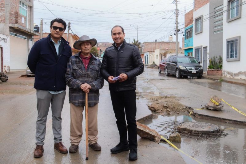MEJORA PEPE SALDÍVAR SALUD PÚBLICA EN BARRIO SANTA RITA