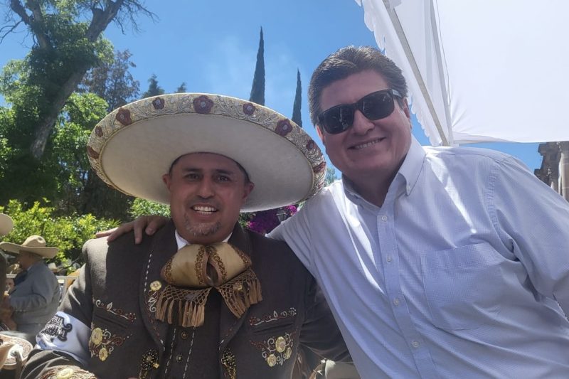 ENTRE LA GLORIA Y LA IRRELEVANCIA