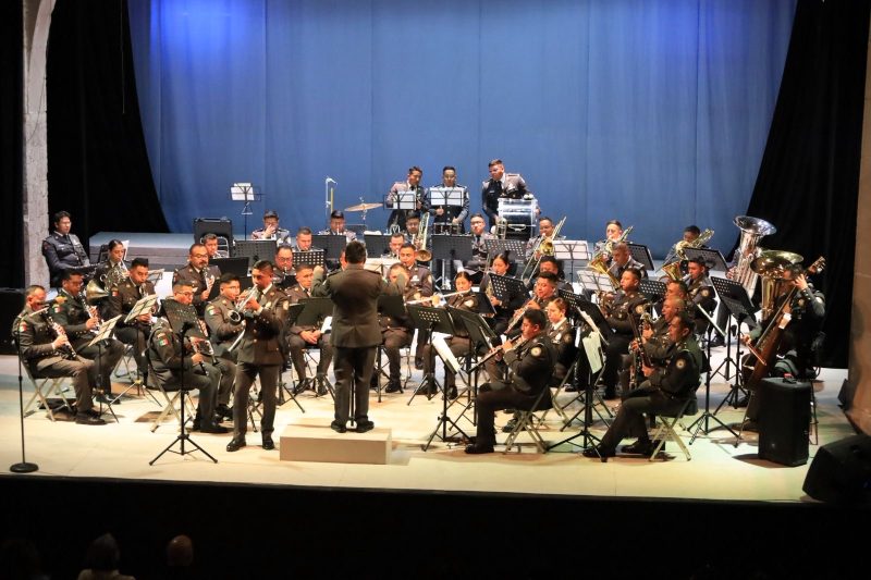 MAGNA PRESENTACIÓN DE LA ORQUESTA SINFÓNICA DE ALIENTOS DE LA GUARDIA NACIONAL EN JEREZ