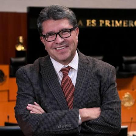 MONREAL VA POR DIGITALIZAR EL MUY RICO PATRIMONIO CULTURAL DE MÉXICO