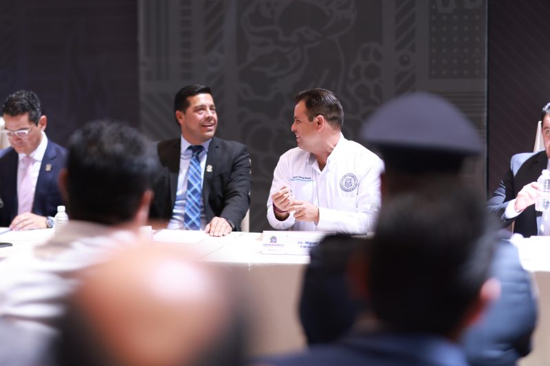 Miguel Varela impulsa cooperación regional con firma de hermanamiento con el municipio de Aguascalientes