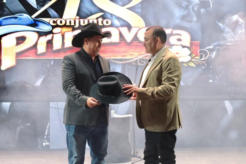 CANTA JEREZ AL RITMO DEL CONJUNTO PRIMAVERA; GRAN NOCHE DE LA FERIA DE LA PRIMAVERA 2026