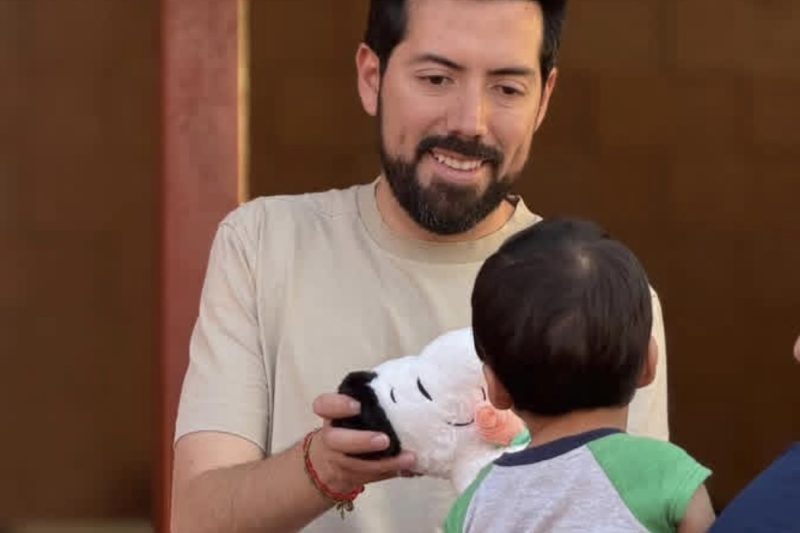 FESTEJA SANTOS GONZÁLEZ A NIÑOS OLVIDADOS