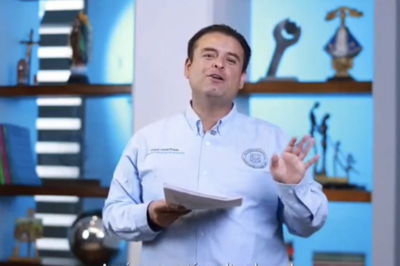 EL NIÑO AZUL YA QUEDÓ ADVERTIDO  DE QUE QUERRÁN METERLO AL BOTE