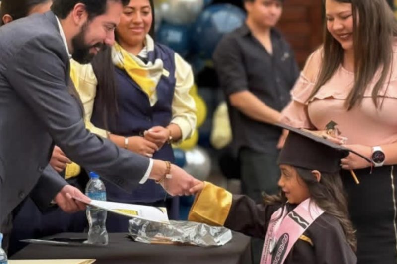 NUNCA PIERDAN SU ALEGRÍA DE VIVIR
