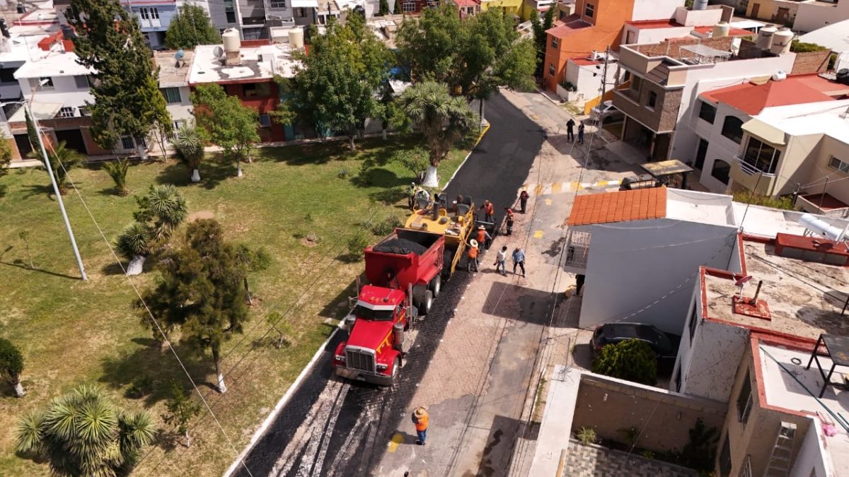 CUMPLEN GOBIERNOS DE DAVID MONREAL Y PEPE SALDÍVAR CON REENCARPETAMIENTO EN BEGONIAS