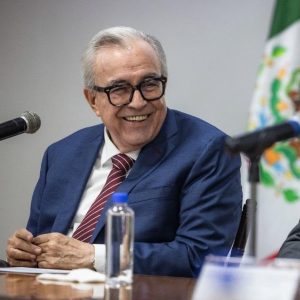 AMLO CONTRA SHEINBAUM;  CORRUPCIÓN PUDRE A MORENA; PIDAN COMBO DE POLOMITAS