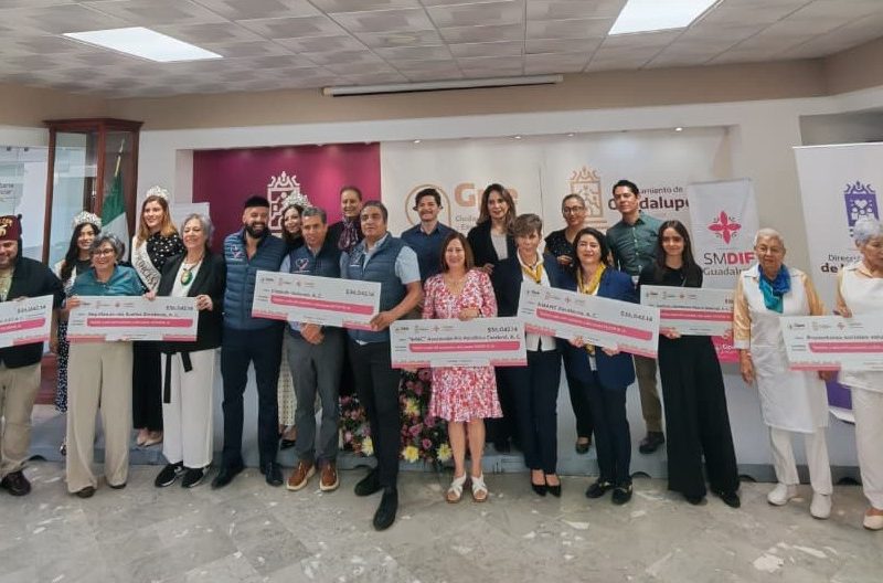Agradecen asociaciones civiles a Pepe Saldívar por donativos recaudados en la Feria 2025